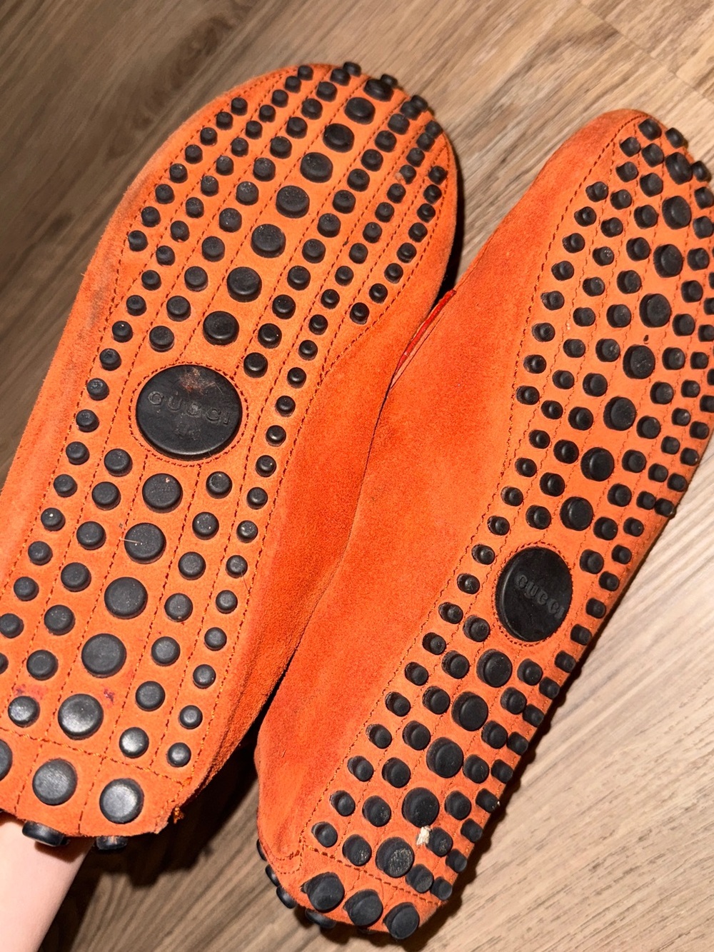 VINTAGE Gucci Orange Suede Men’s Slip-On Loafers with Monogram Strap - Picture 2 of 6